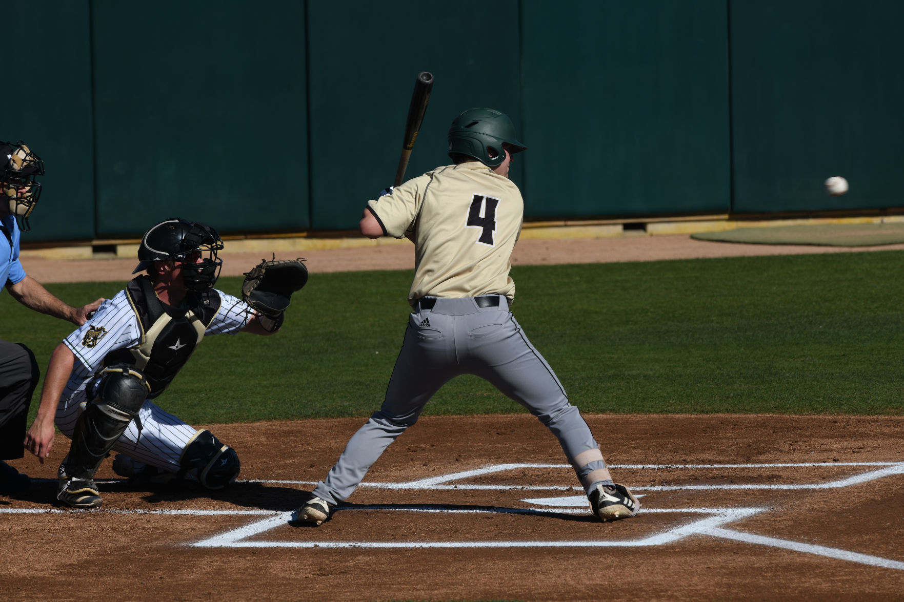 Photos: Cal Poly hosts annual alumni game